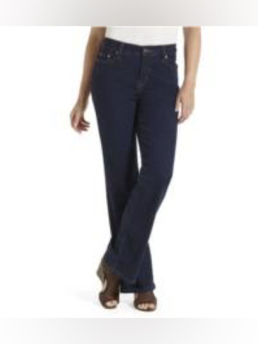 Levi’s Women perfectly slimming 512 Bootcut- dark wash. 12